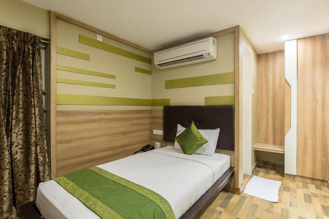 Treebo Trend Berrys Boutique Madurai Hotell Exteriör bild